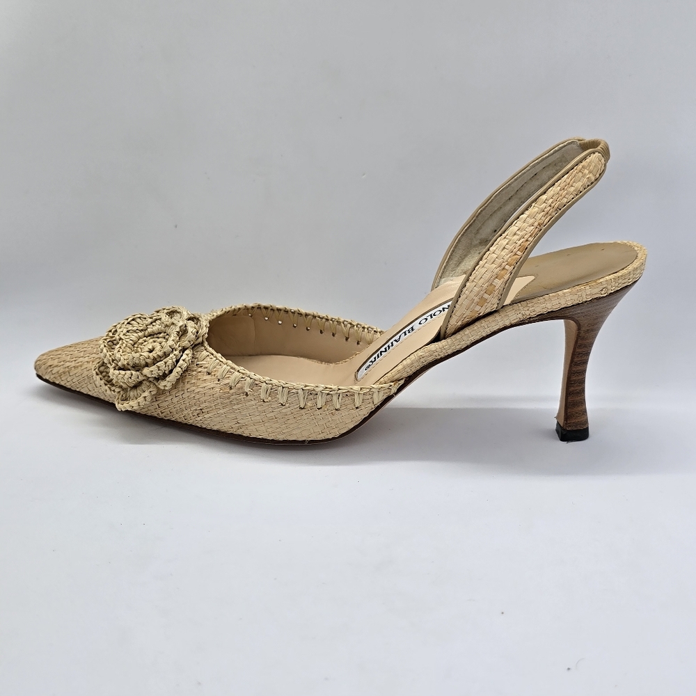 Manolo Blahnik Raffia Slingback Pumps IT36/US6 - Picture 2 of 16